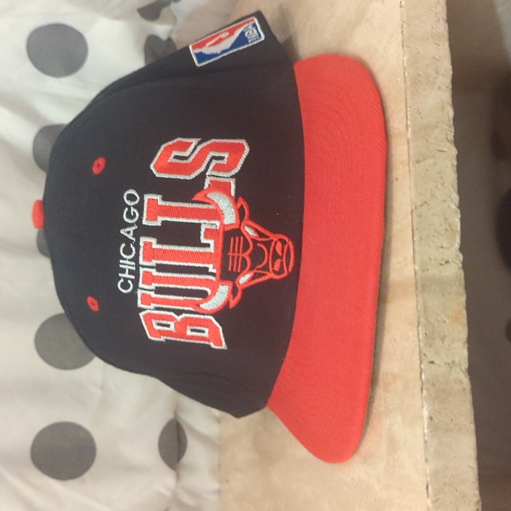 Mitchell & Ness OSFM Red and Black Chicago Bulls Hardwood Classics Ballcap
